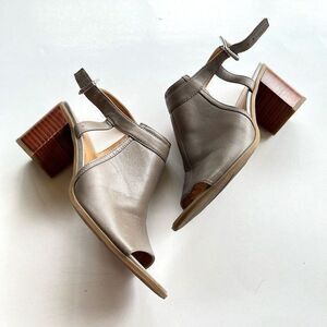 FRANCO‎ SARTO Harlet sandal Gray Leather Block Heel Ankle Strap Womens Size 7M
